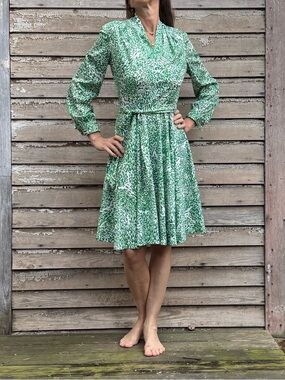 Vintage 70s Secretary Dress - Long Sleeve A line Midi Dress  in green and white